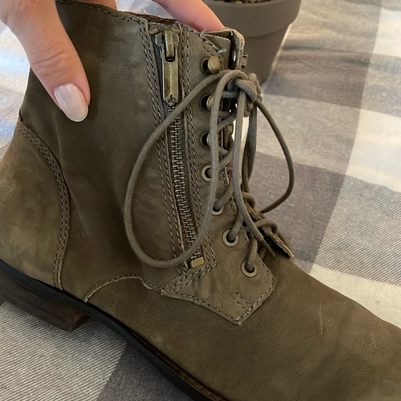 Sam Edelman Mackay Leather Combat Slouchy Combat Boots - Picture 6 of 7